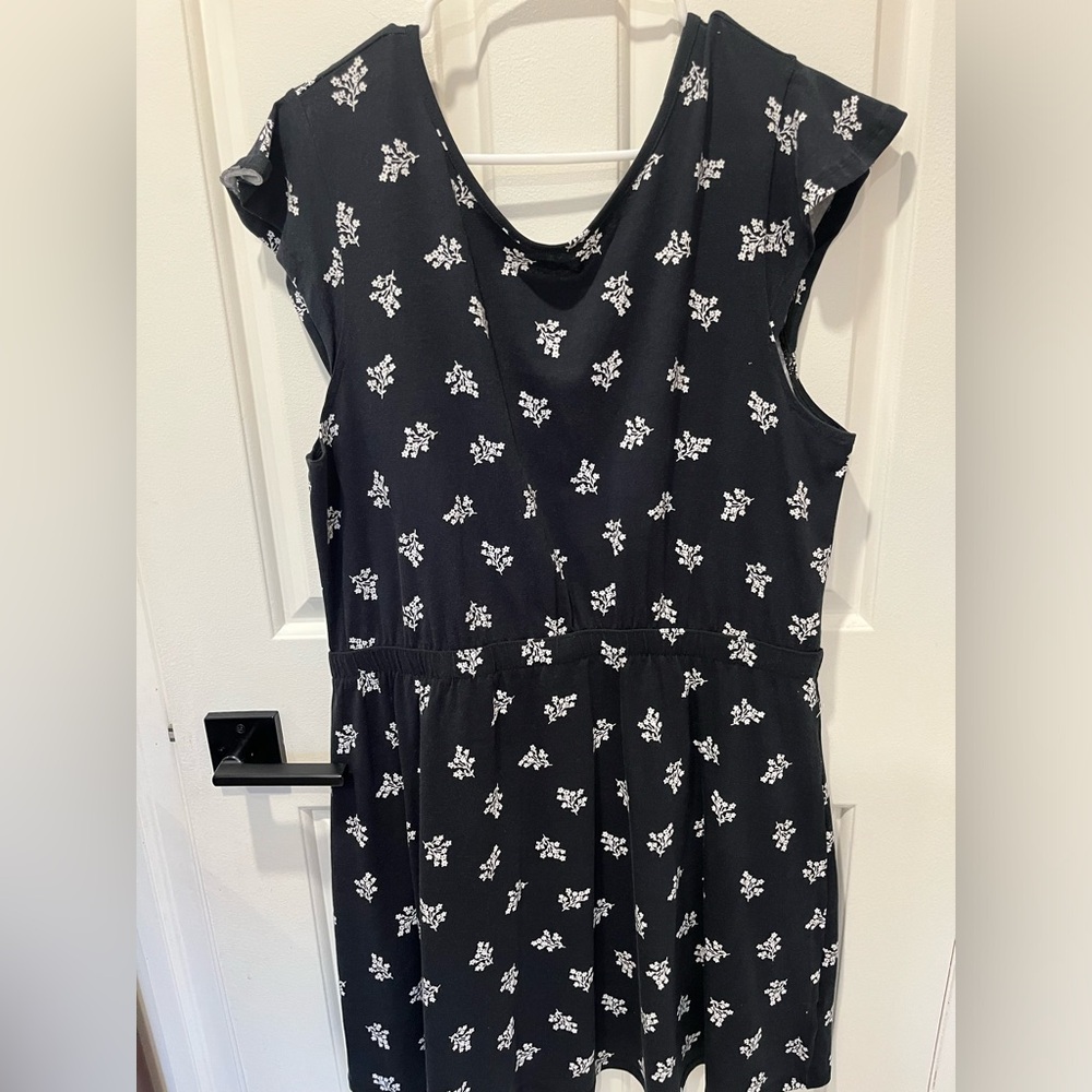 Black Floral Print Dress